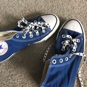 Blue high top converse